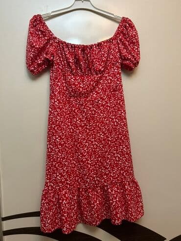 elbiseler: M razmer eyinde durusu eladir 
Unvan Azadliq m — 1