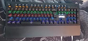 RGB işıqlı mexaniki klaviatura - Tam ölçülü layout: funksional F1–F12