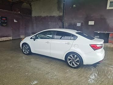 toyota satış mərkəzi: Kia Rio: 1.6 l | 2013 il Sedan — 1