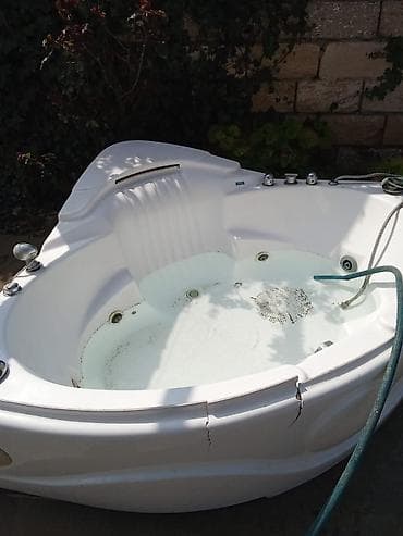 jakuzi hamam: Künc tipli hidromassajlı vanna (jakuzzi) istifadə edilməyib sadəcə — 2