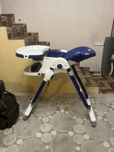 Ferrari: Uşaq yemək stolu və kreslosu Səliqəli işlənib. Yığllıb açılır — 3