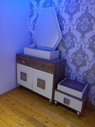 tebii yolka: Təcili! Yataq otağı üçün mebel dəsti Tərkibi: - Beşiyə uyğun — 1