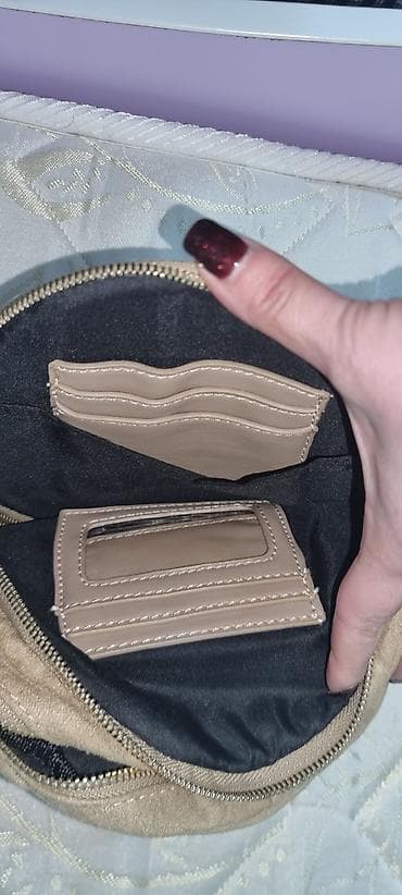 pres aparati satilir: FRANSANIN ORİGİNAL Woman dairəvi çiyin çantası - Rəng: bej/qum — 6