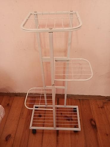 limon ağacı satışı: Hündürlüyü 90 sm
Dibçək saxlayan 
Ünvan Xırdalan — 4