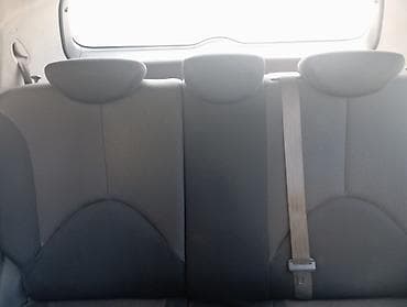 Nəqliyyat: Kia Rio hatchback, mavi rəng (5 qapı) Texniki və dizayn — 2