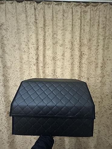 Avtomobil baqajı üçün təşkilatçı qutu satılır