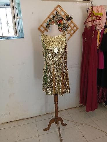 don: Qızılı payetli qısa don - Model: mini uzunluq, düz kəsim - Parça: sıx — 1