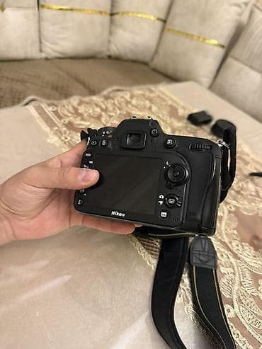 nikon d7200: Nikon D7200 fotoaparat, AF-S DX NIKKOR 18-140mm 1:3.5-5.6G ED VR — 2