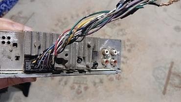 iphone 16 dubay: Maqnitol, Yeni, Pioneer, AUX, Tayland, Ünvandan götürmə — 2