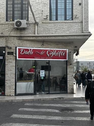 rahat əmlak: XIRDALAN Şeheri Heyder Eliyev prospekti 45 BOLMART marketin yanı 055 — 4