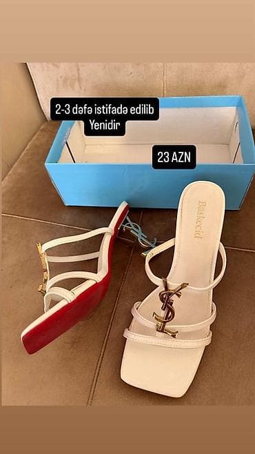 Женская обувь: - Ağ qadın sandaleti: açıq burunlu, kvadrat uclu, üç nazik qayışlı — 1