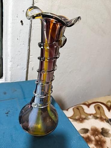 xrustal vaz: Bir vaza — 2