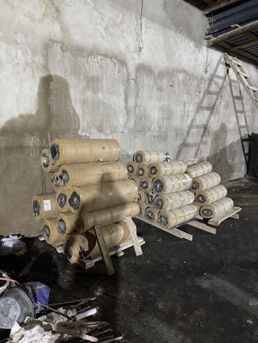 parket topdan satis: Rezin döşəmə Rulon formasinda 4 ve 10 mm Məhsul: Qara əsaslı, ağ xırda — 3