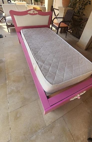 mebellerin satisi: Qız üçün, Çarpayı, Bazasız, Matras ilə, Siyirməsiz — 1