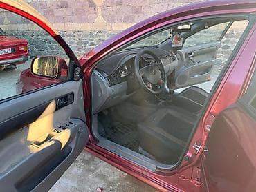 traktor satlir: Daewoo Gentra: 1.5 l | 2014 il Sedan — 4
