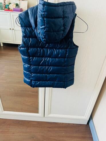 gozel qiz usagi sekilleri: Kurtka, Qız üçün, 8 - 9 yaş, Benetton — 2