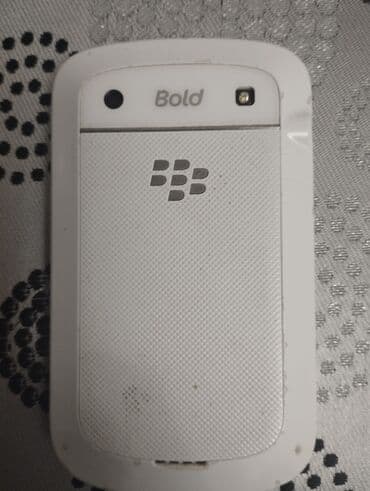 nömrelər: Blackberry Bold Touch 9900, rəng - Ağ — 2