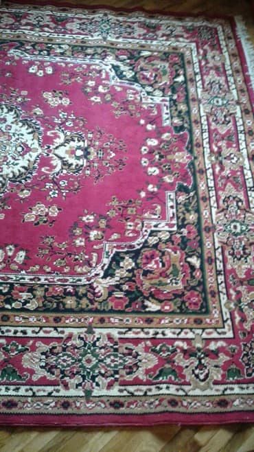 islenmis xalca aliram: Xalça — 1