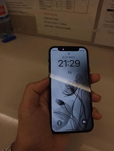 ipona: IPhone 12, 64 GB, Qara, Face ID — 2