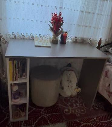 qapi pencere setkalari: Düz masa, Stulsuz, Polkalı, Siyirməsiz, Sadə laminat — 1