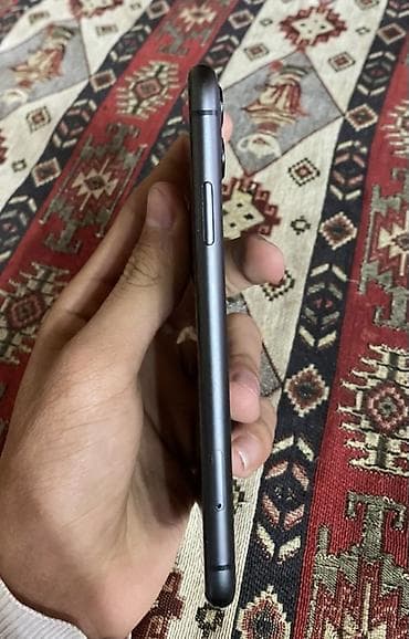 ayfon saat seria 9: IPhone 11, 128 GB, Qara, Face ID — 3