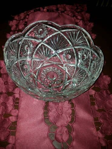 murebbe qablari: 3 ədəd Böyuk meyvə xrustal qablari dörd bucaqli-i50 azn biri-50 biri — 1