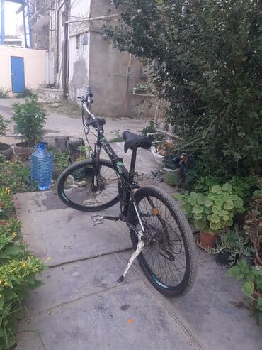 cube velosiped baku: İşlənmiş Şəhər velosipedi 26", sürətlərin sayı: 21, Rayonlara çatdırılma, Ünvandan götürmə, Pulsuz çatdırılma — 6