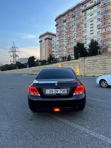 skoda superb: LIFAN Cebrium (720): 1.7 l | 2019 il 102000 km Sedan — 6