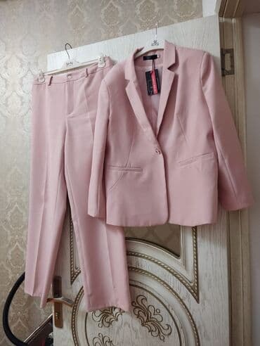 qiz uşaq geyimleri instagram: Kastum 44 razmer deyərindən aşagı satıram alinib 159 azn — 4