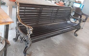 Bağ kresloları: Dekorativ metal karkaslı, taxta lamelli park skamyası - Karkas — 3