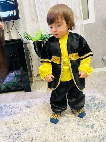 Верхняя одежда: 2 yasa kimi 10 azn kirayesi 
satisi 40 azn — 5