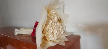 Sünnü güllər
müəllim günü üçün