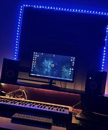 M-Audio Keystation 49 MK3 MIDI klaviatura. Öz qutusunda, bütün — 3