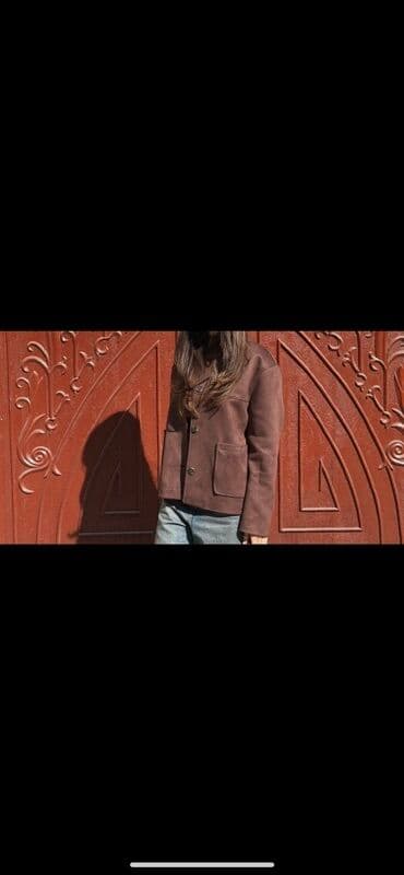 sumqayitda jaket: Qadınlar üçün şık qısa jaket - Rəng: tünd qəhvəyi - Material — 2