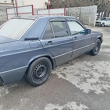 daewoo matiz 2000: Mercedes-Benz 190: 2 l | 1991 il Sedan — 7