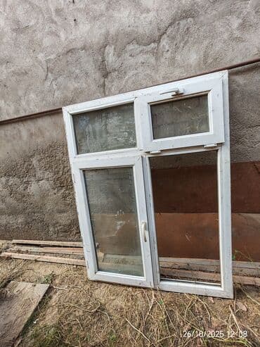 İşlənmiş İkiqat şüşə paketi Plastik pəncərə, Еni: 119 sm, Uzunluğu: 155 sm