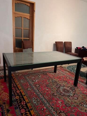 Masa və oturacaq dəstləri: Qonaq otağı üçün, İşlənmiş, Açılmayan, Dördbucaq masa, 6 stul — 2