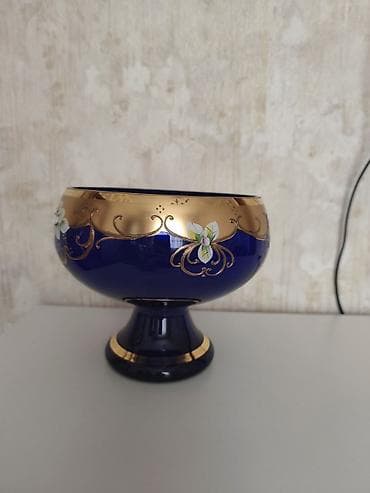 sufre modelleri: Kobalt-mavi şüşədən dekorativ ayaqlı qab - Material: qalın — 1