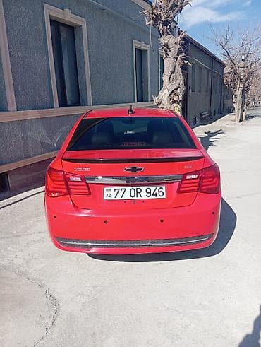 2015 corolla: Ili 2015 LTZ RS polnu full,gara dəri salon,acarsiz daxil — 1
