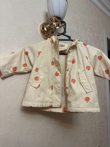 Uşaqlar üçün digər geyimlər: Oğlanlar üçün uşaq yağış paltarı ölçüsü 80 sm, 5-8 ay. Zara kids — 4