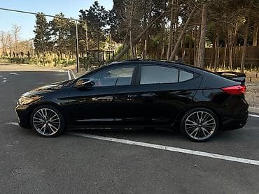 balans matic: Hyundai Elantra: 1.6 l | 2017 il Sedan — 5