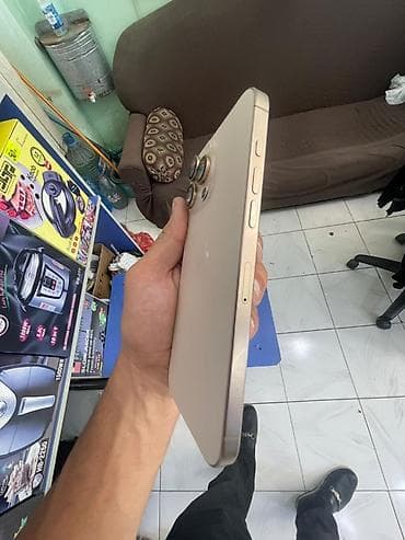 poco x5 qiymeti: IPhone 16 Pro Max, 256 GB, Qızılı, Face ID — 5