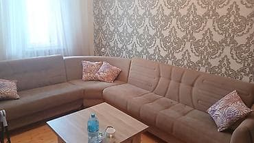 NahideDivan yaxsi vezyetde acilir baza var qiymet 350 azn unvan