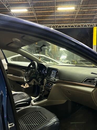 ferrari qiymeti: Hyundai Elantra: 2 l | 2015 il Sedan — 10