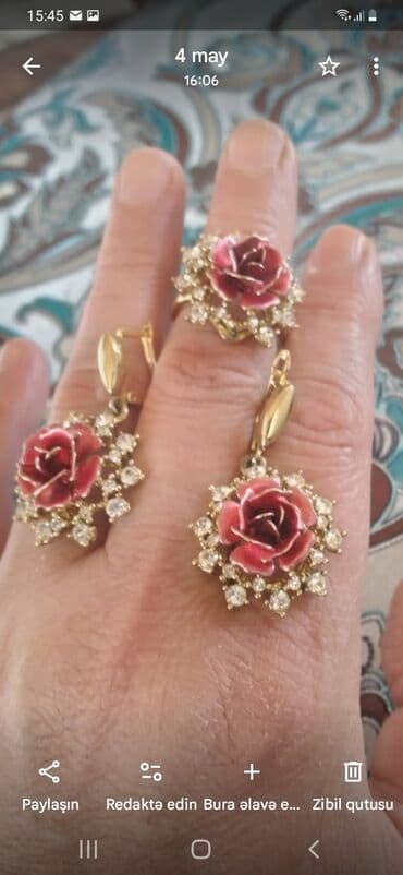 xari bulbul yaxa sancagi: Sırğalar — 2