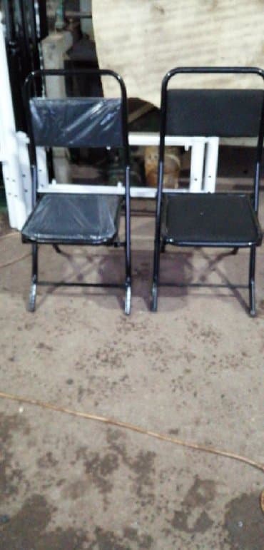 yığılan stul: Acilib yigilan stullar sexden satiş var. Cox möhkəmdir. Rəng secimi — 2