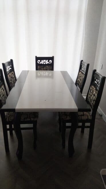 Qonaq otağı üçün, İşlənmiş, Açılan, Dördbucaq masa, 6 stul lalafo.az -da Qonaq otağı üçün, İşlənmiş, Açılan, Dördbucaq masa, 6 stul