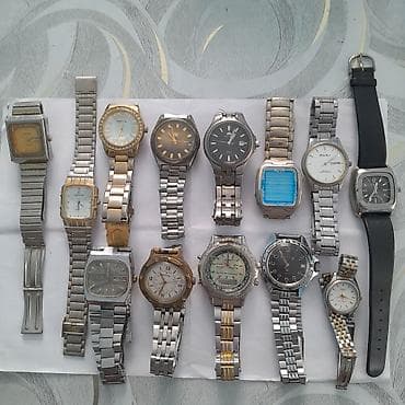 Aksesuarlar: Saatlar bəziləri işləmir.Ehtiyat hissə kimi satılır. Qiymətlər — 1