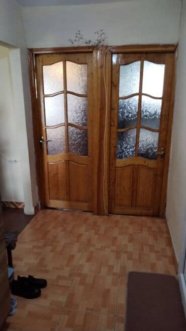 ucuz kafeler: Bakı, Bakıxanov qəs., 3 otaqlı, Köhnə tikili, m. Həzi Aslanov, 70 kv. m — 5