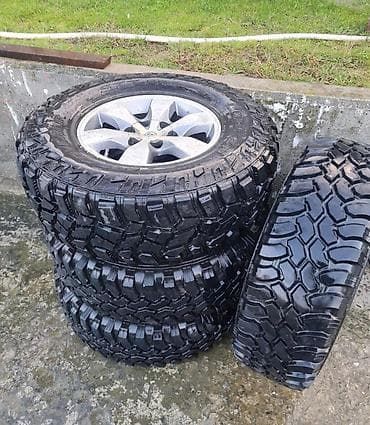 Kod 11 94 Bütün tayota Cip modellərə gedir 265.75.R16 Satilir 1350